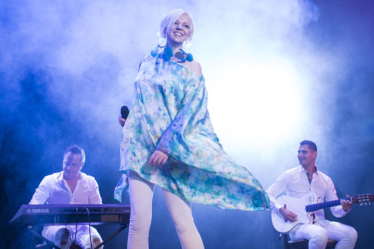 Önfejlesztő, motivációs koncert Bagdi Bellával