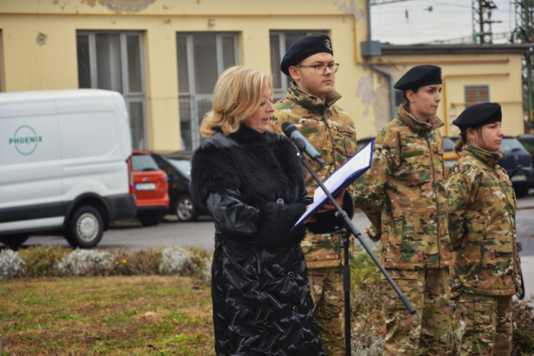 A kommunista diktatúra halottakat, testi-lelki megnyomorítottakat hagyott maga után