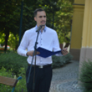 Bennünk él a haza