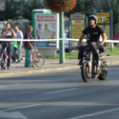 Fergeteges motoros kaszkadőr bemutató