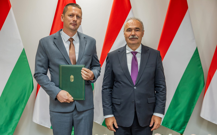 Miniszteri elismerésben részesült Kis Miklós