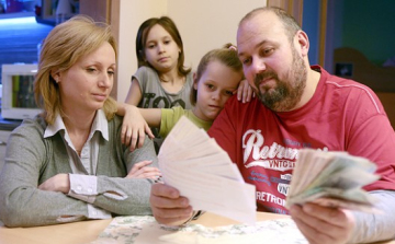 Korábban érkeznek a szeptemberi családtámogatások