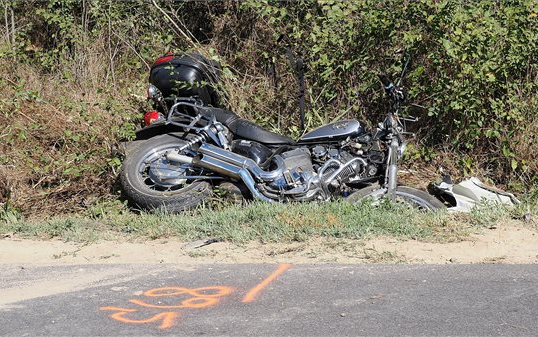 Balesetben meghalt egy motoros a Kiskunfélegyháza és Fülöpjakab közötti úton