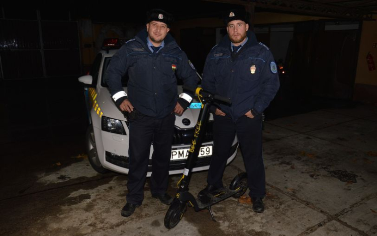 Lezáratlan rollert lopott
