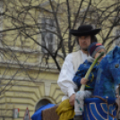Parádés farsangi felvonulással és boszorkányégetéssel űzték el a telet Félegyházán