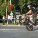 Fergeteges motoros kaszkadőr bemutató