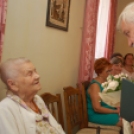 Szeretettel vették körül Erzsike nénit 95. születésnapján