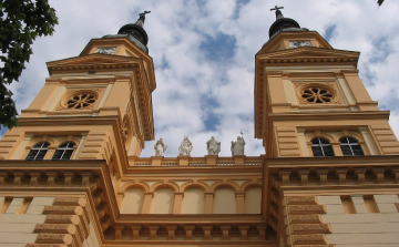 Hírek a Szent István Templomból