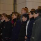Fellobbant az első adventi láng